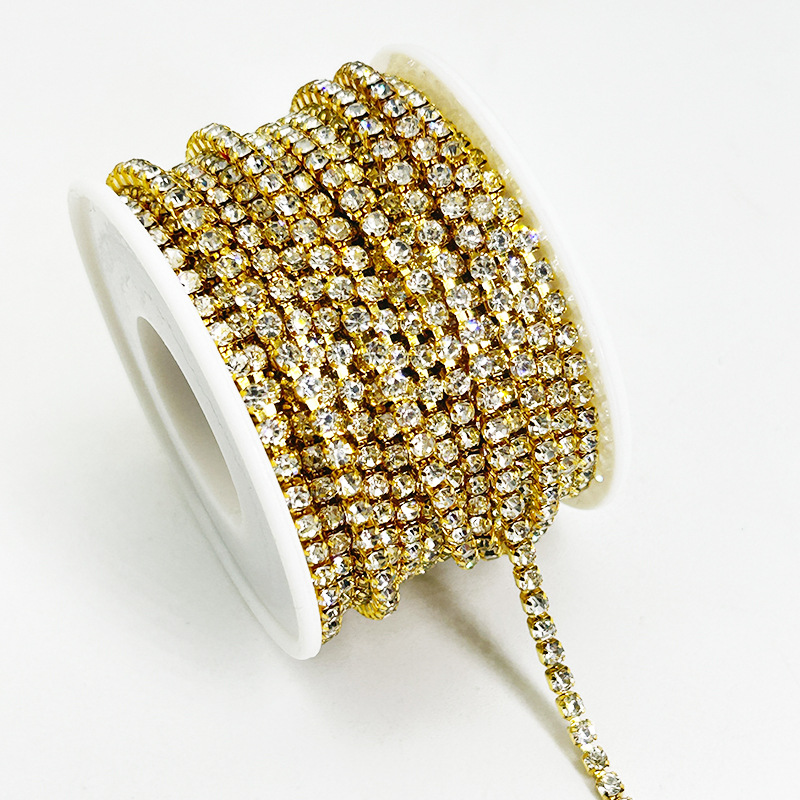 China World A Diamond Rhinestone Cadena de garra Accesorios de joyería de bricolaje Cadena de diamantes de color de garra densa Cadena de diamantes de 3MM Barra de diamantes al por mayor