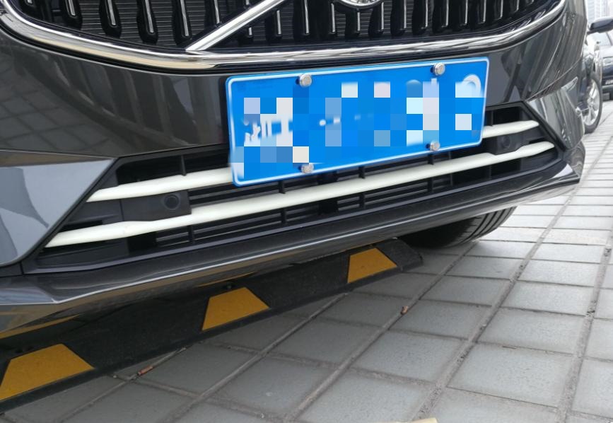 Suitable for 18 Models of Volvo Xc60: Rearview Mirror, Rain Guard, Fuel Tank Cover, Front Grille, Door Trim, Door Handle Bowl