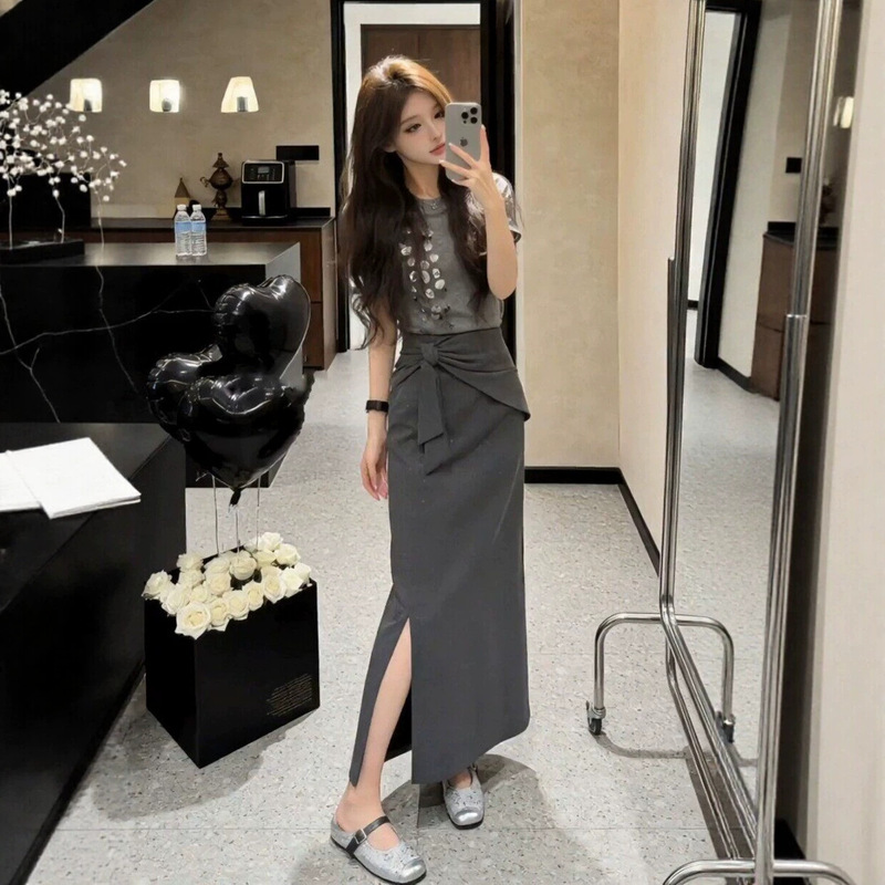 2026 New Early Spring Stylish and Trendy Full Set Ootd Outfit Casual Short-Sleeve Two-Piece Dress Set for Petite Women 2026 New Early Spring Stylish and Trendy Full Set Ootd Outfit Casual Short-Sleeve Two-Piece Dress Set for Petite Women
