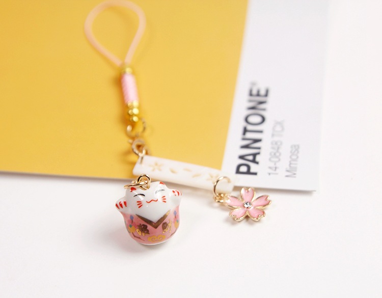 Xinfeng japonés suave chica fortuna gato suerte bendición chica corazón Cadena de teléfono móvil U disco colgante bolsa colgante