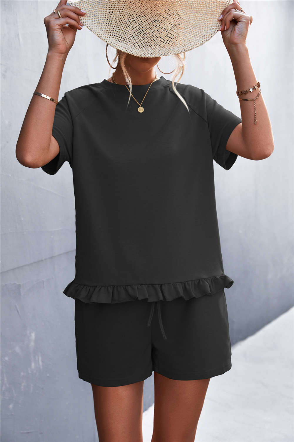 2023 Spring/Summer New Solid Round Neck Ruffled Short Sleeve Shorts Casual Set_voghion.com