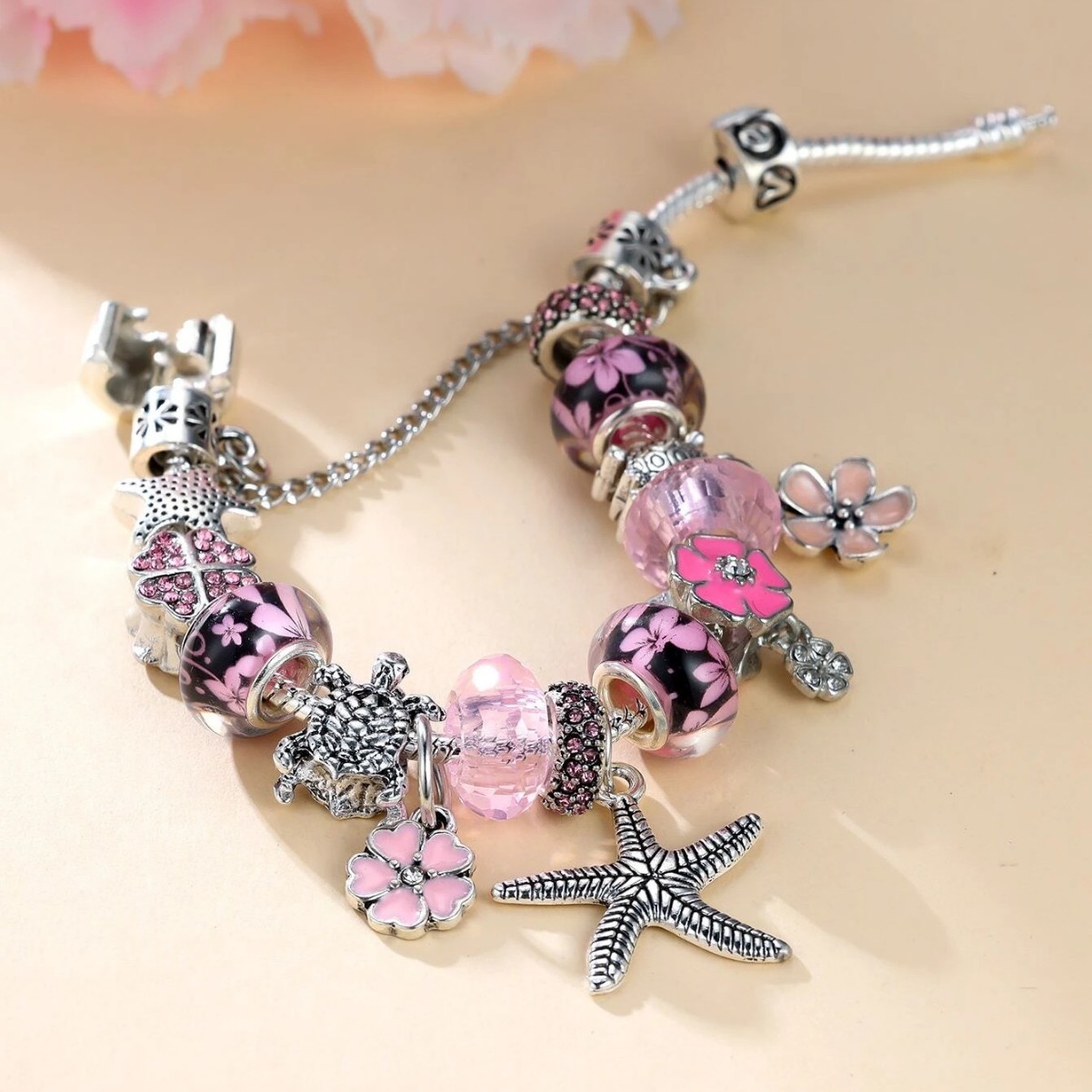 Pulsera Panjia Dora DIY transfronteriza explosión retro estrella de mar colgante de flores de goteo de aceite tortuga de diamantes tetrahedron image 3