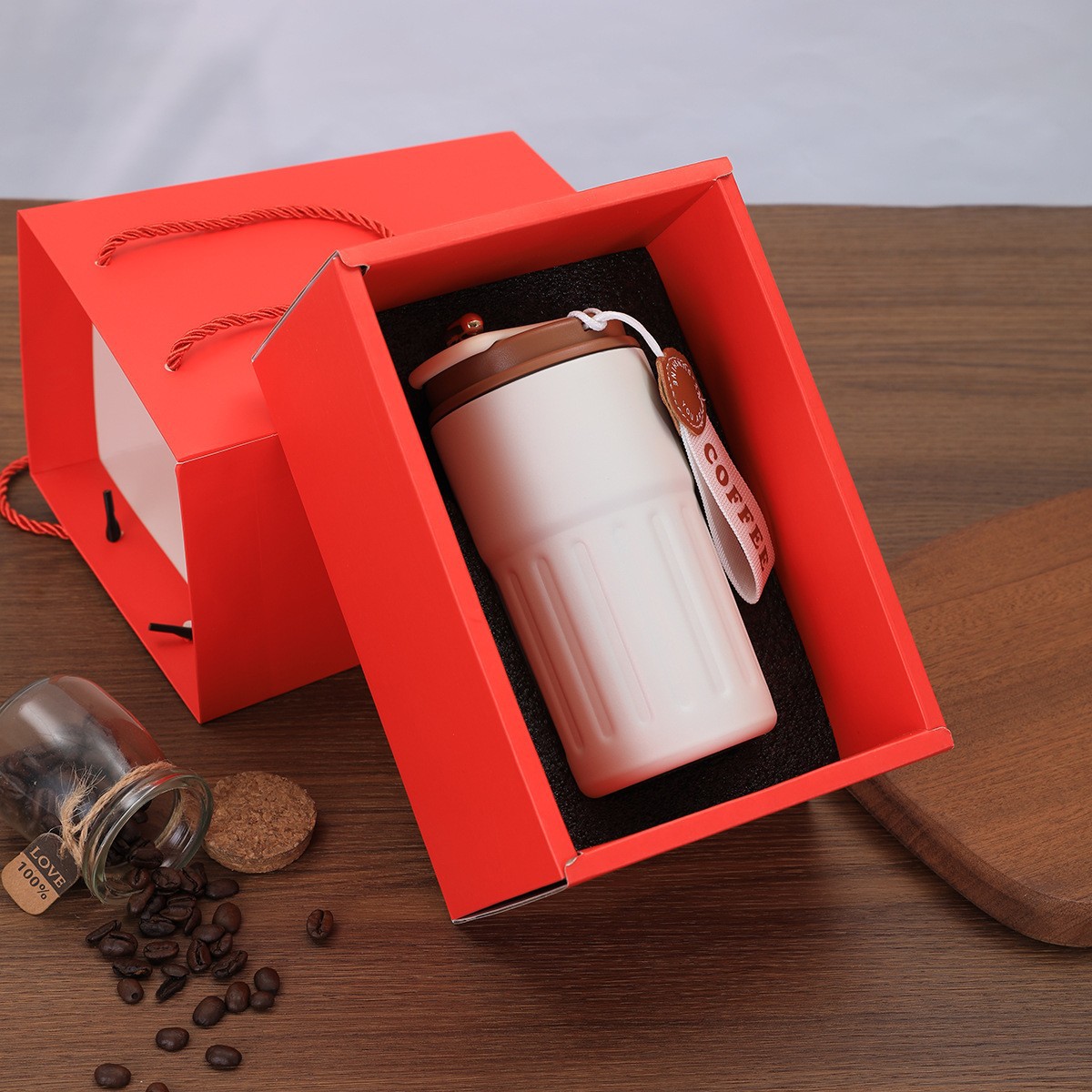 Taza de aislamiento de acero inoxidable 316 sin costura transfronteriza Taza de café de patrón vertical con pantalla de temperatura inteligente Taza de automóvil de oficina Caja de regalo Taza de agua