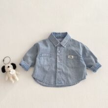 儿童牛仔衬衫2025新款0-5岁春季男童贴标韩版衬衣潮宝宝纯色春装