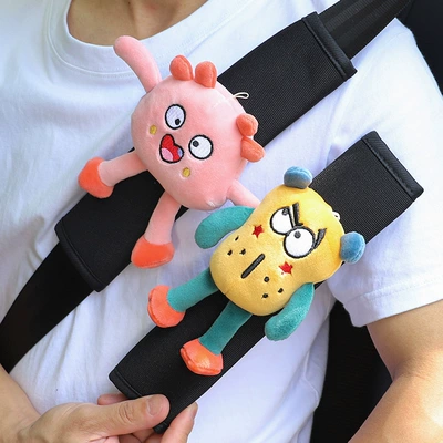 Seat belt shoulder pad: safety belt anti-strangler neck protective