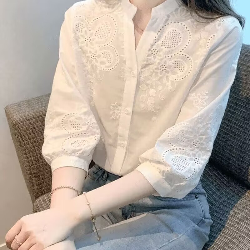 纯色衬衫女2025夏季绣花镂空七分袖V领纯棉衬衣洋气减龄通勤小衫|undefined