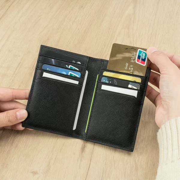 Customized Genuine Leather Card Holder for Men, Business Cowhide Cross-Grain Rfid Anti-Magnetic Card Holder, Ultra-Thin Bank Credit Card Holder Lo