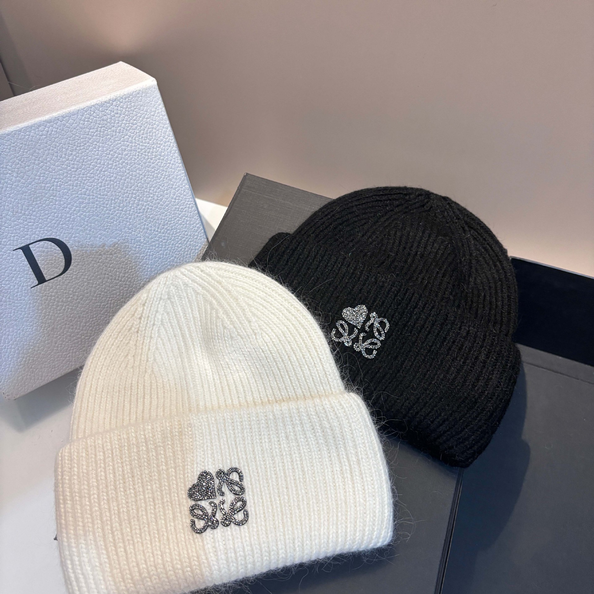 兔毛针织帽女冬季轻奢毛线帽户外保暖甜美护耳帽情侣加厚时尚韩版