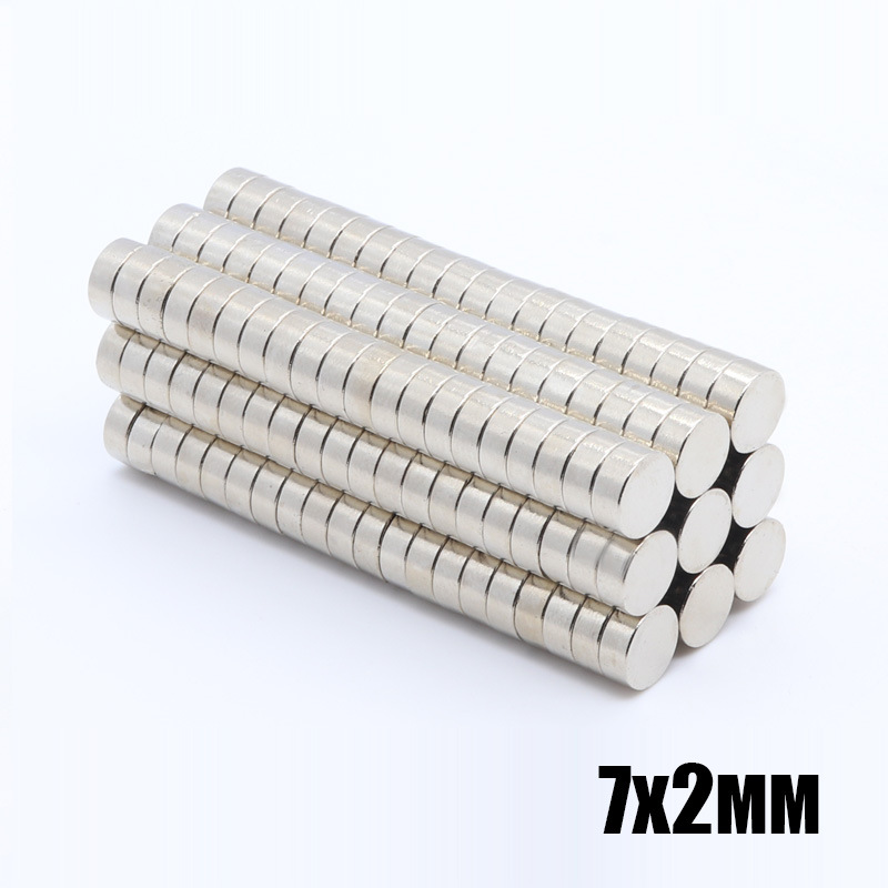 7*2钕铁硼圆形强磁磁铁冰箱贴徽章衣服包装双面磁铁吸铁石7*2