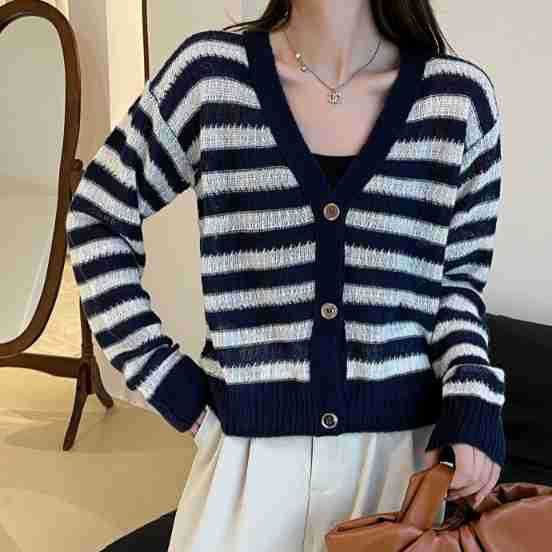 23 Early Autumn new classic navy blue striped v-neck sweater European Station D home wool outerwear coat
