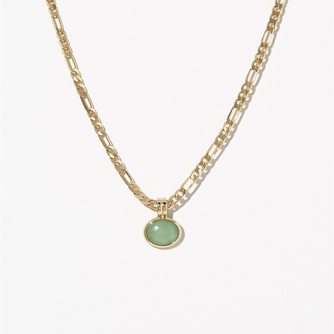 Collar de Piedra Natural Aventurina Verde con Cadena Figaro, Bañado en Oro image 7