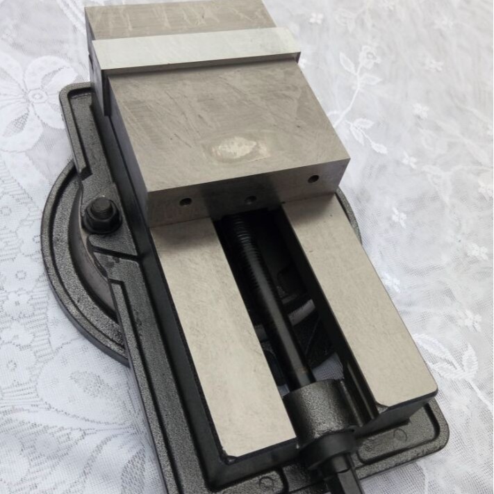 批发角固式平口钳重型美式简易平口钳360度旋转台虎钳桌虎钳