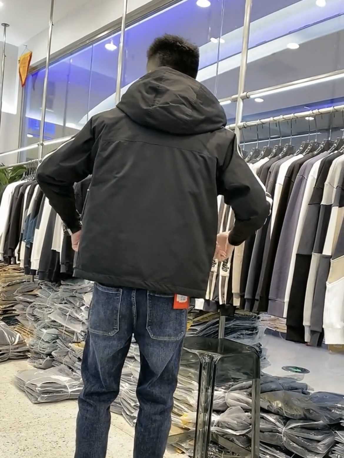 ActiveGo Spring Autumn Winter New Jacket Hooded Windbreaker Trendy Brand Casual Clothing Men's Coat Top Men_voghion.com