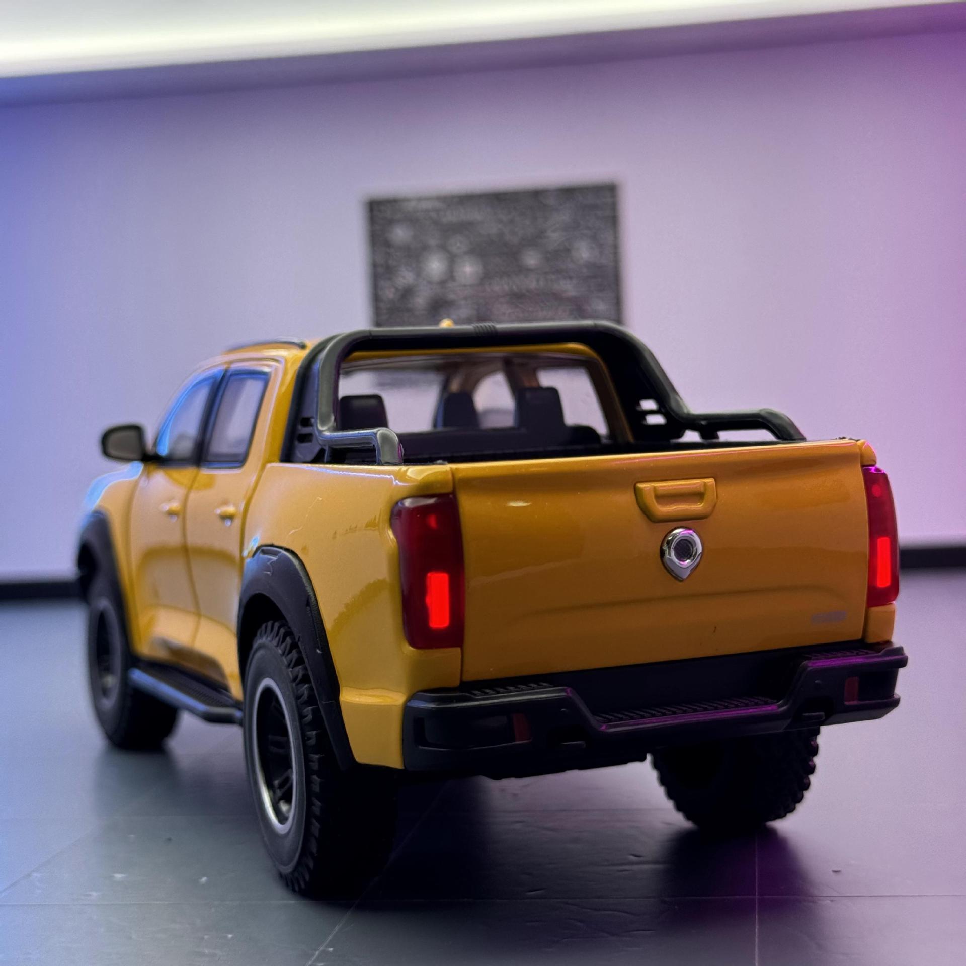 OK Modelo de coche de aleación 1:24 Lilun Cannon Vehículo todoterreno Great Wall Cannon Cinta de luz de retorno de sonido Coche de juguete Decoración de modelo de efecto de sonido