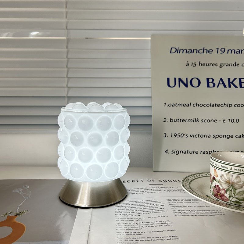Lámparas de escritorio de burbuja de sueño transfronterizas luces de noche creativas de cabezal de cama luces de atmósfera de ventana de niña decoración de dormitorio