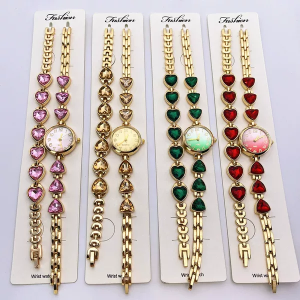 New cross-border foreign trade model: colorful diamond heart-shaped women's watch, niche light luxury, high aesthetic value, full diamond set, bracelet watch wholesale