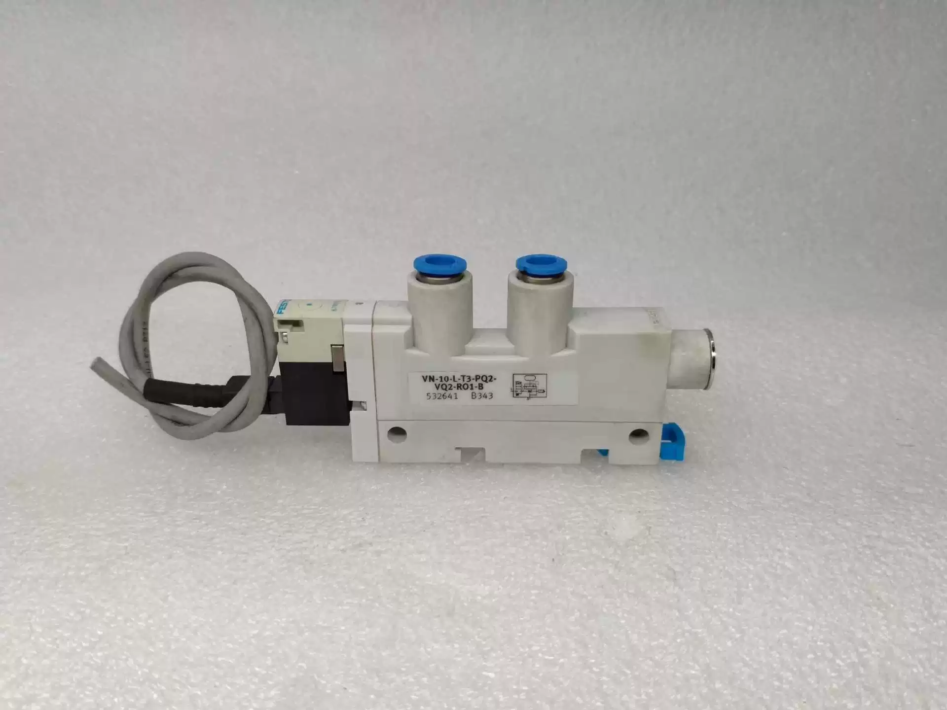 A065*FESTO/Вакуумный генератор FESTO 532641 VN-10-L-T3-PQ2-VQ2-RO1-B