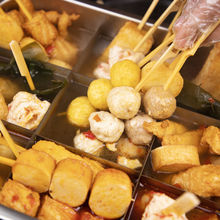 火鍋食材鮮之逸關東煮食羅森便利店黃金海苔雞肉棒斑魚排竹輪商用