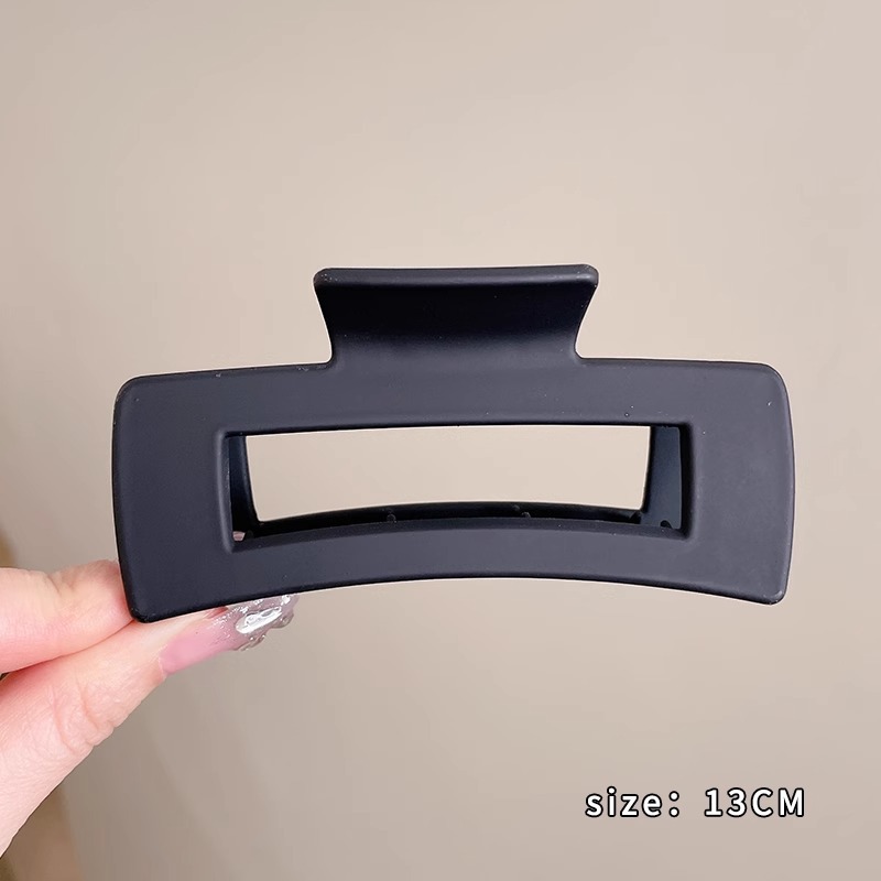 Clip de tiburón negro Clip de agarre de sentido avanzado femenino Horquilla grande en la parte posterior de la cabeza 2025 nuevo clip para el cabello tocado rasgador para el cabello