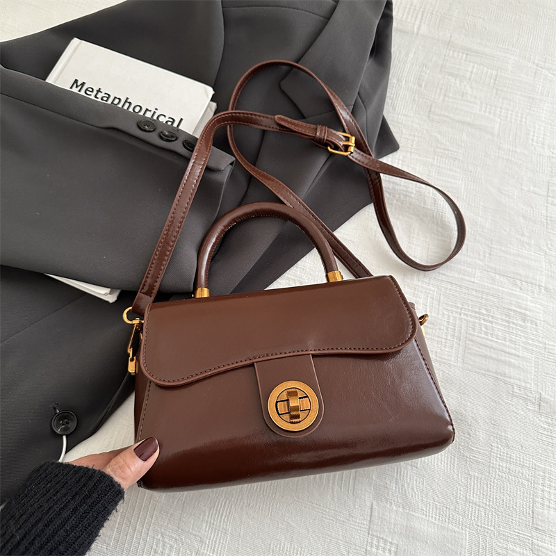 2024 Tide Commuting One Shoulder Bag Retro Bag invierno nuevo versátil portátil nuevo otoño invierno multifuncional