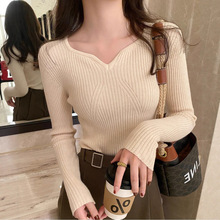 v领杏色针织打底衫女春秋冬内搭2025年新款修身洋气毛衣长袖上衣
