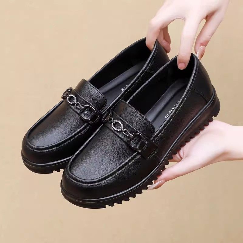 2026 primavera y verano nuevos zapatos de madre suaves, zapatos planos antideslizantes, zapatos de cuero cómodos de moda, zapatos de Lefour