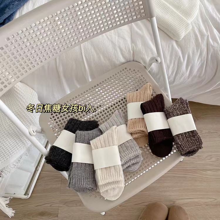 冬天加厚粗条羊毛袜保暖厚实韩国纯色中筒袜女中筒袜堆堆袜阪吉屋