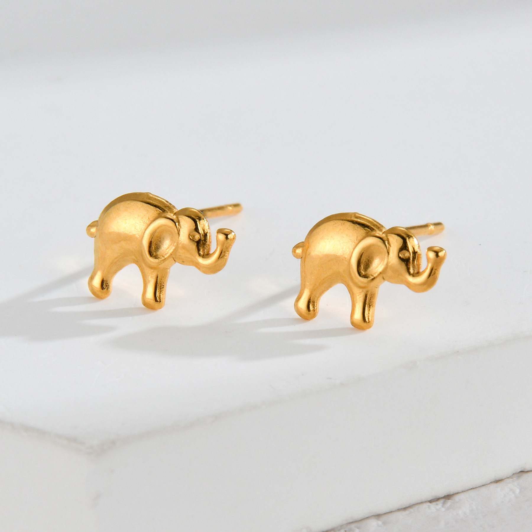1 Pair Quantity 1 Pair Cute Animal Owl Bee Plating Inlay Titanium Steel Zircon 18K Gold Plated Ear Studs