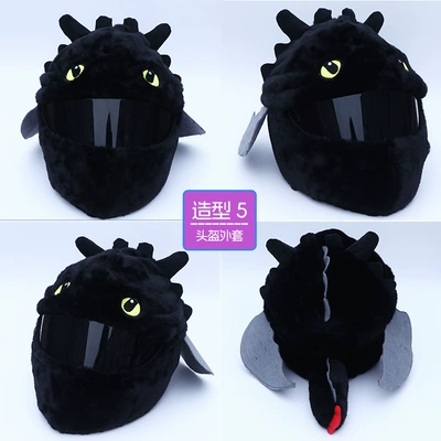 Women Riding Plush Protective Cover for: Motosiklet dəbilqələri - black-dragon-helmet-not-included