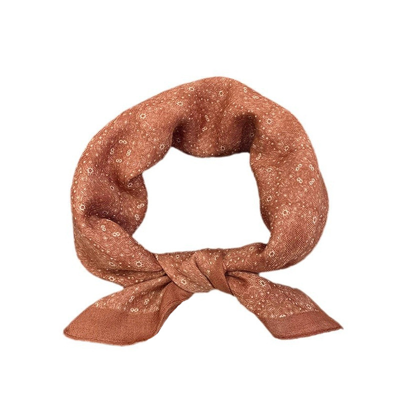 Pequeña toalla cuadrada bufandas de seda 2025 nueva moda bufandas de invierno mujeres de alta calidad bufandas de cuello al por mayor