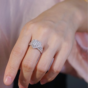 Full Diamond Trapezoidal Diamond Ring Heart Ring 18Kau750 Diamond Ring Factory Direct Sale