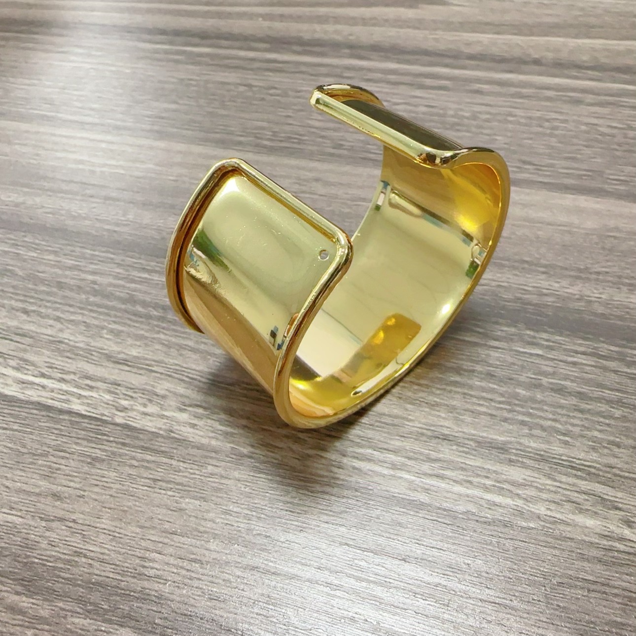 Iron Material Retro Classic Style Geometric Iron Bangles Wholesale