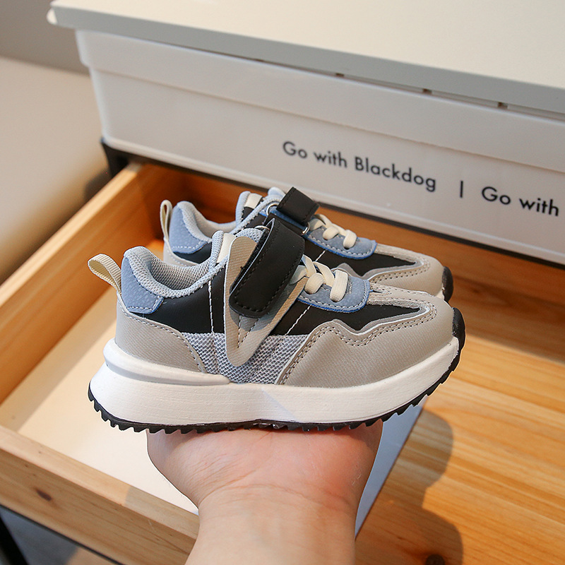 Zapatillas deportivas infantiles estilo otoño 2025, zapatillas de correr para niños estilo coreano, zapatillas transpirables para niñas estilo Forrest Gump, venta al por mayor