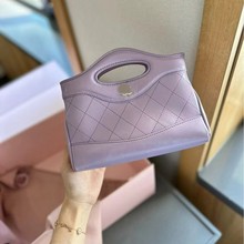 С���OӋ�߼���Ů���n�潑�����μ�������r�аٴ�б��С����Ů