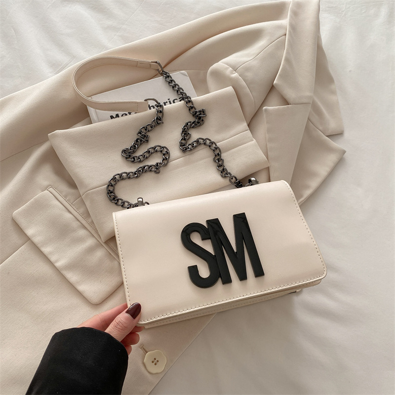 Bolso de mujer de moda versátil, bolso cuadrado de textura, bolso de hombro casual, bolso de cinturón amplio, bolso de letras de mujer