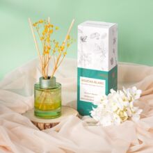 ROUCAS BLANC �_��˹���m��ˮ��������޹�r��������ͶY�Gɫ