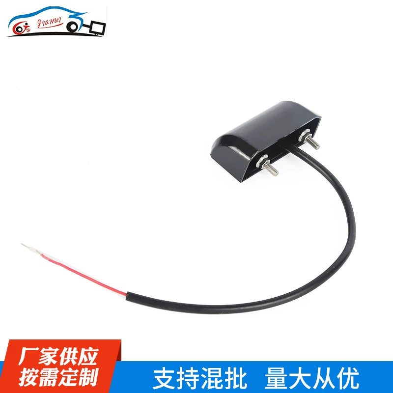 Трансграничные производители поставляют светодиодные фонари для номерных знаков, которые могут быть приобретены оптом в различных исполнениях по необходимости, модель JH132.