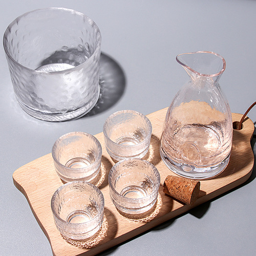 Chinese-style sake bottle white liquor cup set transparent glass household swan neck ice wine bottle plum wine bottle fruit wine cup wine utensils 