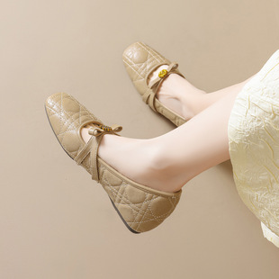 632-25 �����߬�����ЬŮɽ�軨�����Y�����L���\�چ�ЬŮ�ٴ�