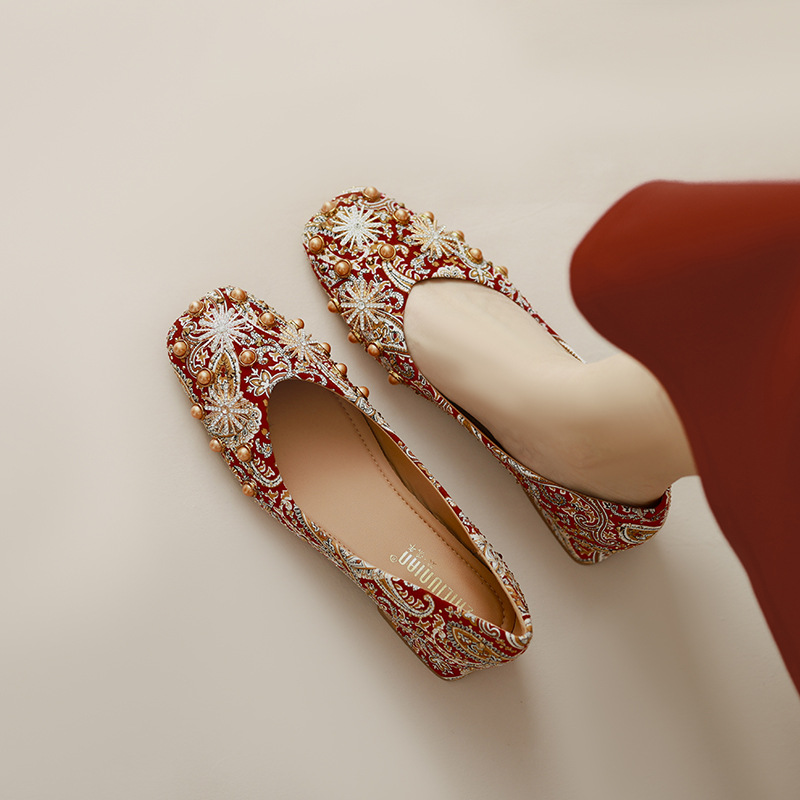 777-A9 Wedding Shoes Autumn and Winter 2024 New Square Toe Single Shoes Thick Heel Medium Heel Rhinestone Easiest for Match Xiuhe Fashion Women's Shoes