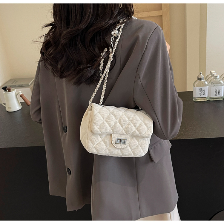 Diamond-shaped chain bag for women, 2025 new style, trendy and high-end fashion, versatile for spring and summer, single-shoulder crossbody bag, small square bag undefined