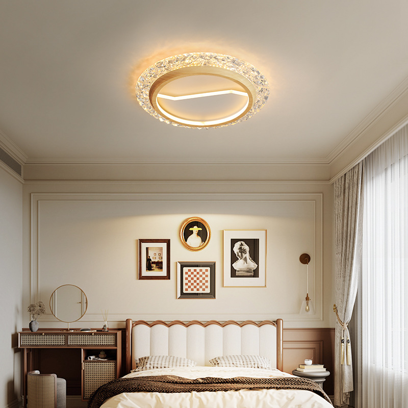 Luz de dormitorio lujosa y romántica francesa antigua lámpara de dormitorio principal lámpara de habitación lámpara de cristal minimalista lámpara de techo para los ojos