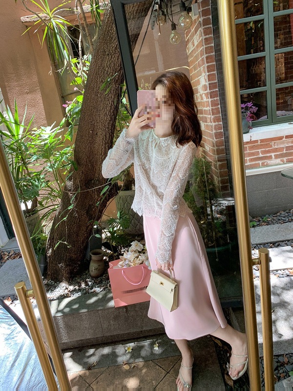 鱼兔子的兔子高级感镂空蕾丝上衣女初秋2025新款白色长袖小衫罩衫|undefined