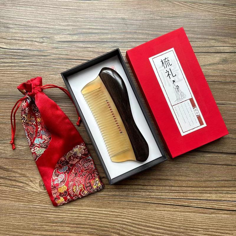 メーカー卸売 厚手ハンドル 黒檀櫛 羊角象嵌 紫檀牛角櫛 ギフトボックス 女性向けお土産|undefined