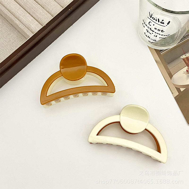 Gran clip de tiburón para el cabello, agarre fuerte, estilo simple y elegante, accesorio trasero para mujeres, proveedor directo de Yiwu