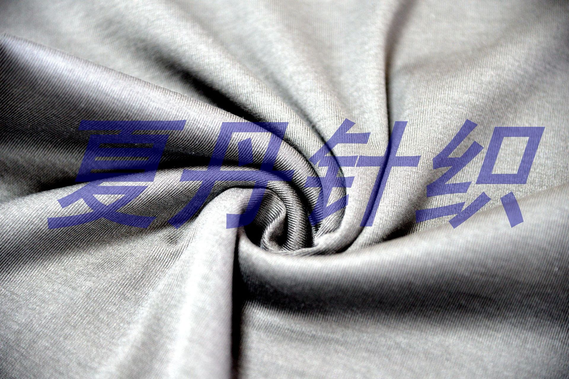 ������˫˿��1��1���ƣ�195�ˣ�160�ŷ���ǿ��SZ��˿�⺹��180��