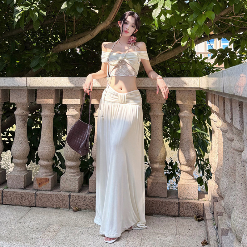 Beach Vacation Style Sexy One-Shoulder Tube Top for Women, Waist-Cinching Slimming Party Birthday Dress and Skirt Set