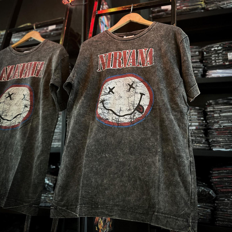 Nirvana Metallica Guns N' Roses Ramones Rock Style Acdc Washed Vintage Distressed Rock T-Shirt