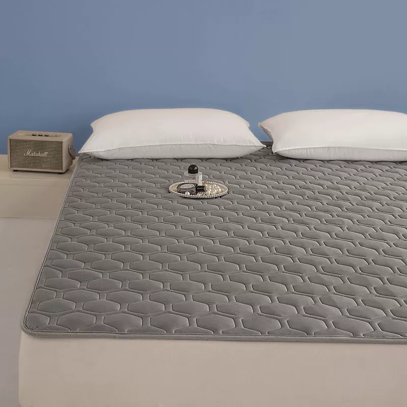 Universal summer mattress, thin mat for home use
