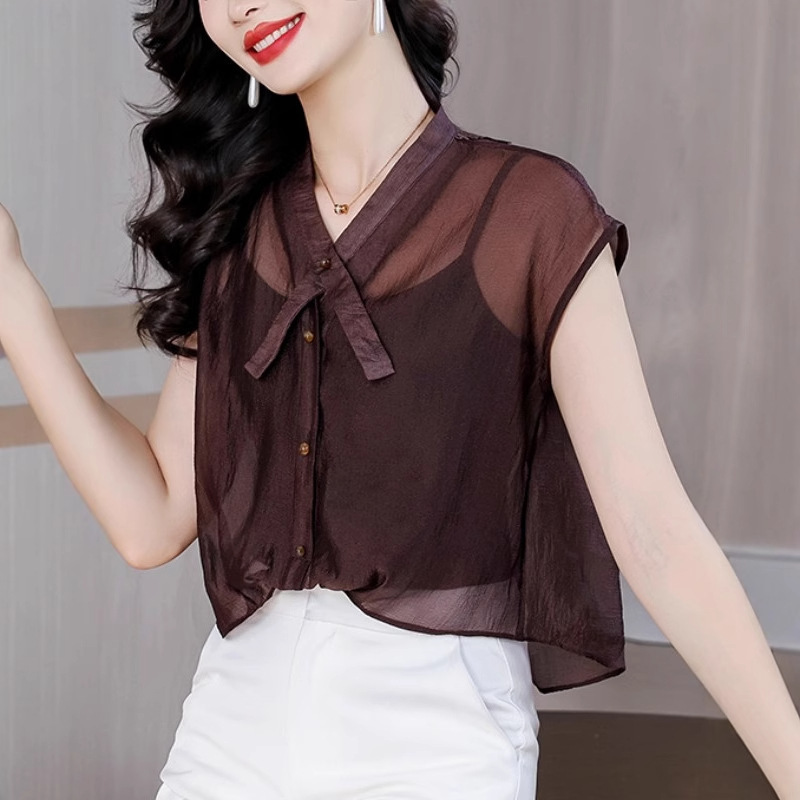 Fashionable Lightweight Small Flying Sleeve Shirt for Women Summer New High-End Back Hollow Lace Splicing Blouse Top Fashionable Lightweight Small Flying Sleeve Shirt for Women Summer New High-End Back Hollow Lace Splicing Blouse Top